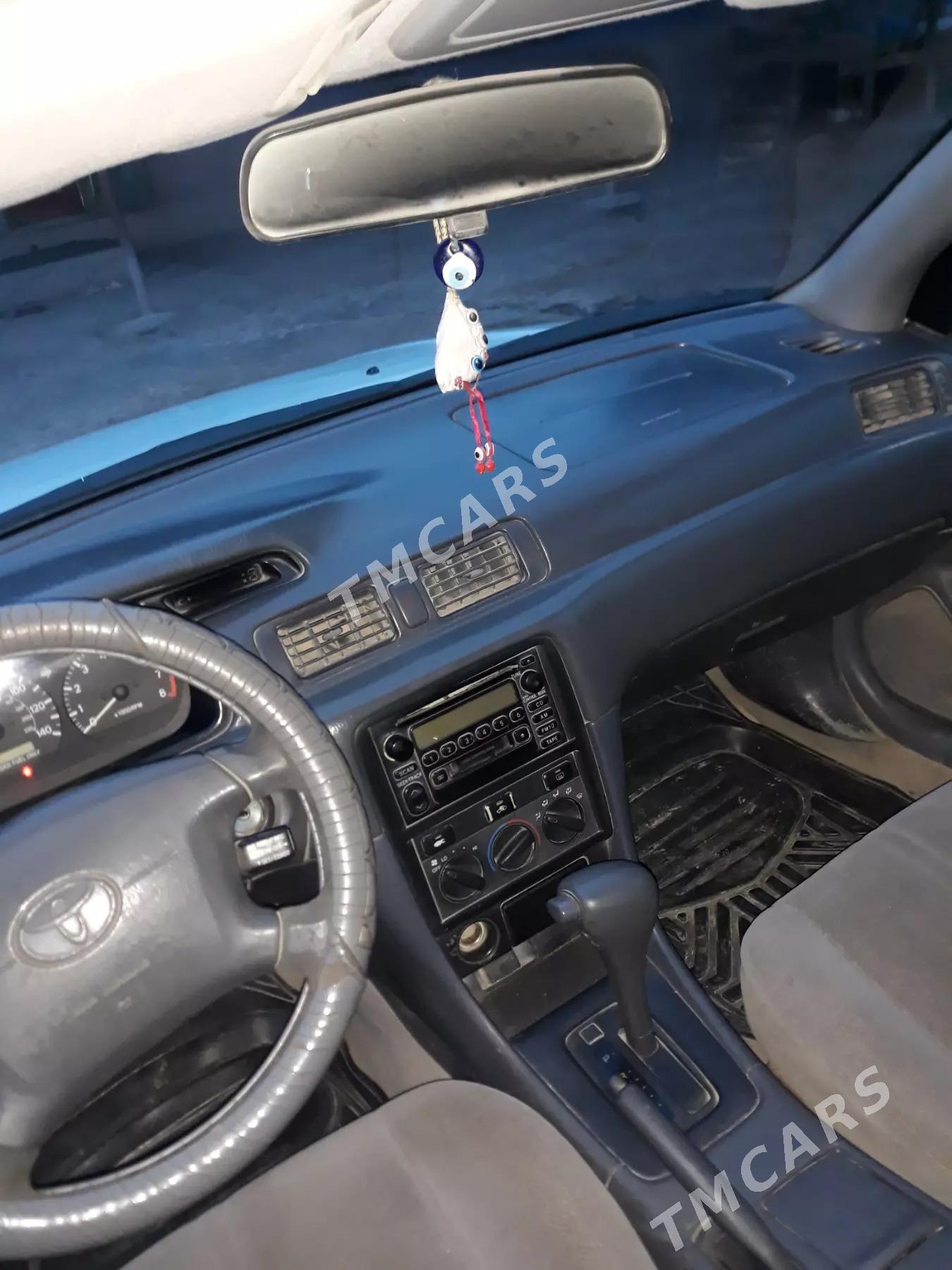 Toyota Camry 2000 - 125 000 TMT - Кёнеургенч - img 4