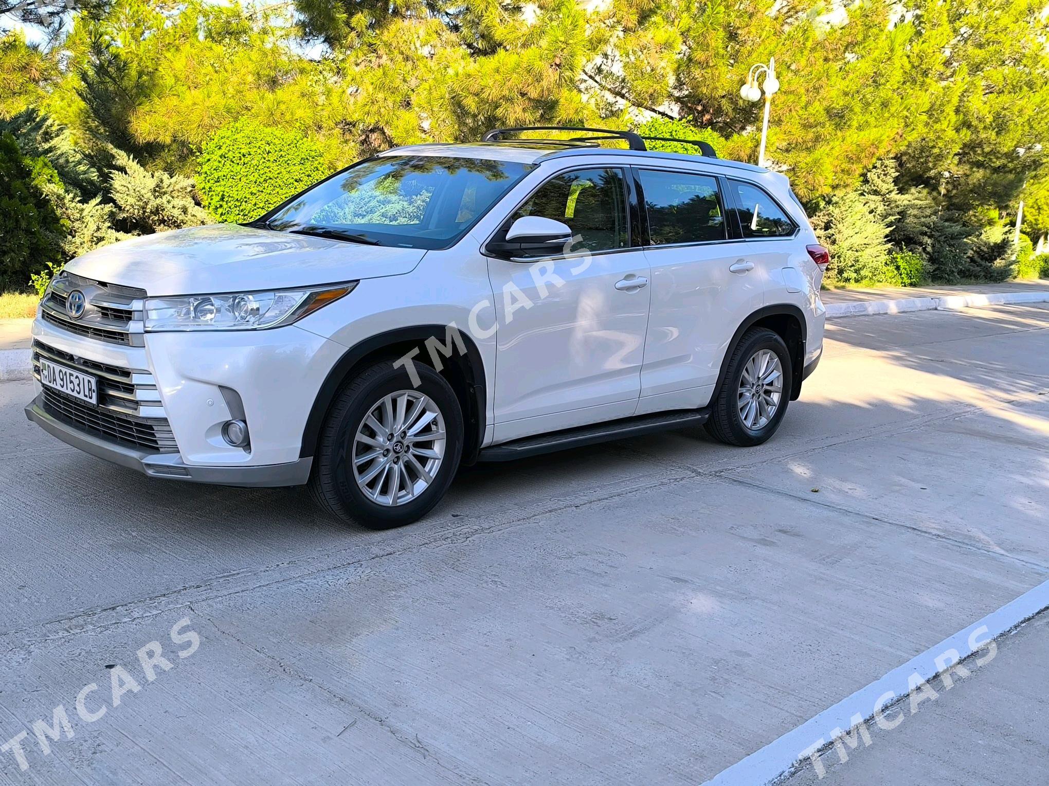 Toyota Highlander 2018 - 465 000 TMT - Туркменабат - img 2