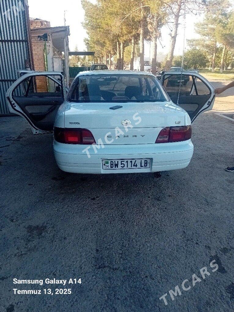 Toyota Camry 1995 - 90 000 TMT - Türkmenabat - img 2