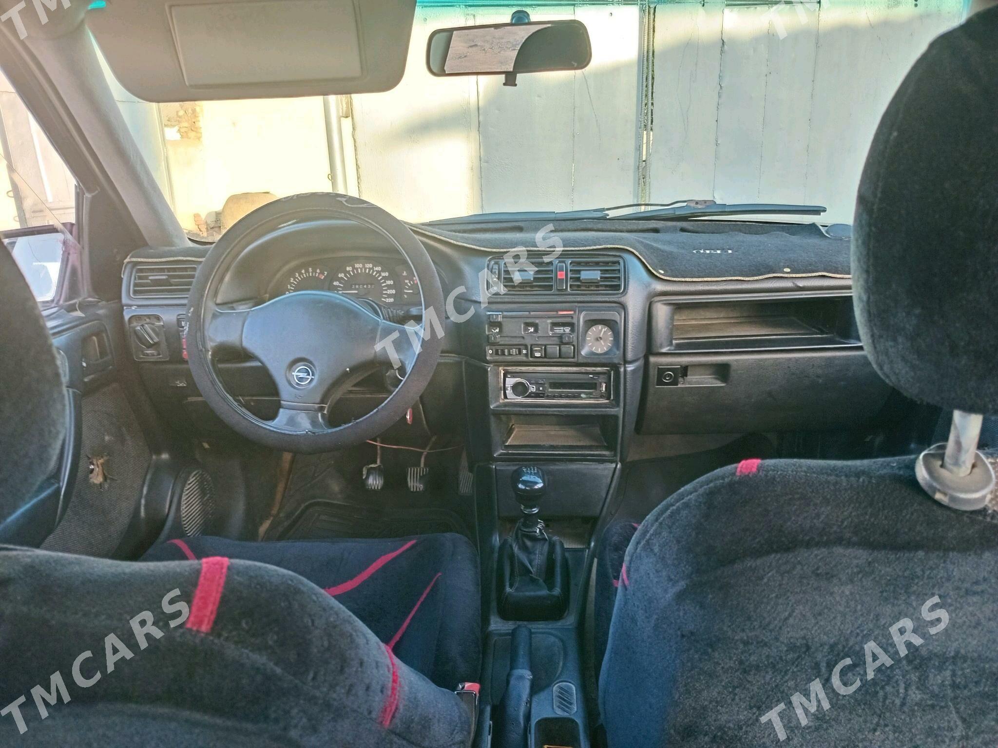 Opel Vectra 1991 - 23 000 TMT - Койтендаг - img 6
