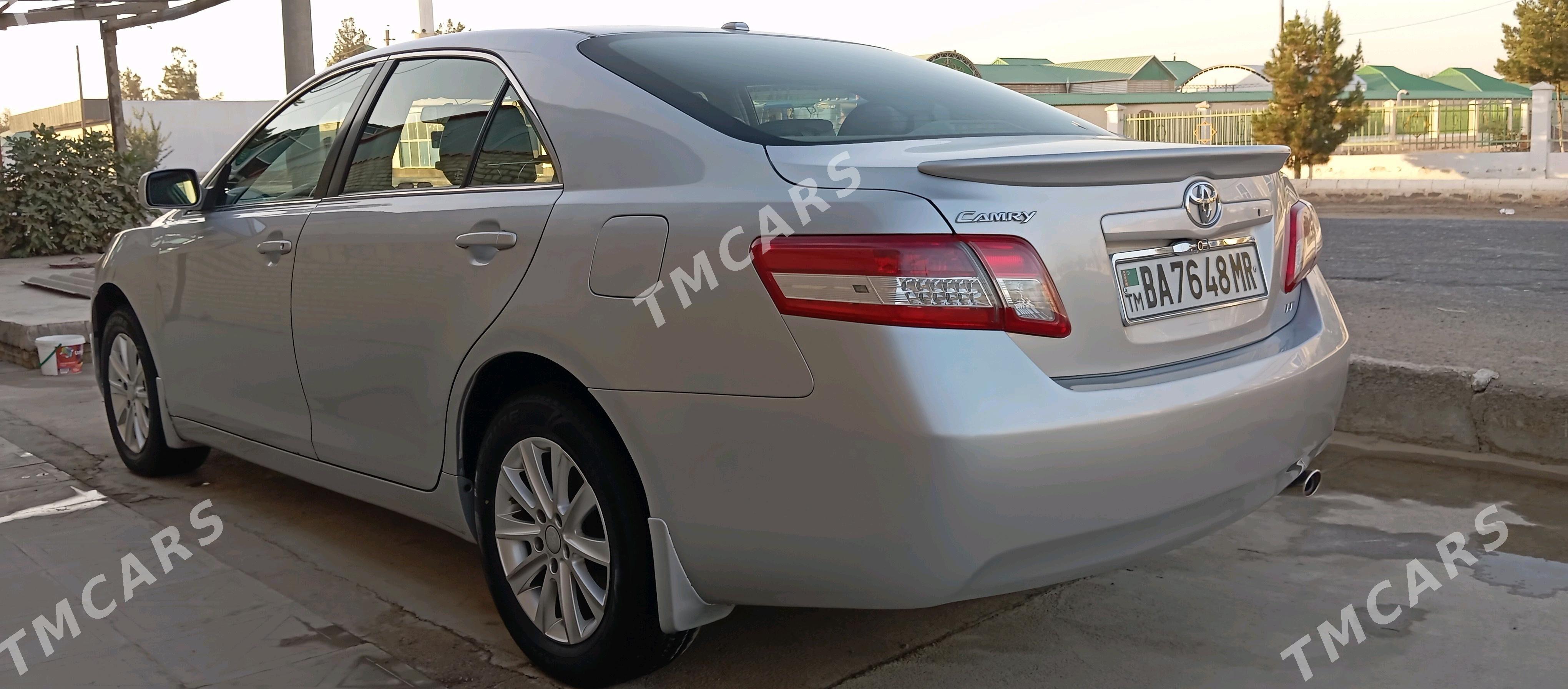 Toyota Camry 2010 - 190 000 TMT - Türkmengala - img 3