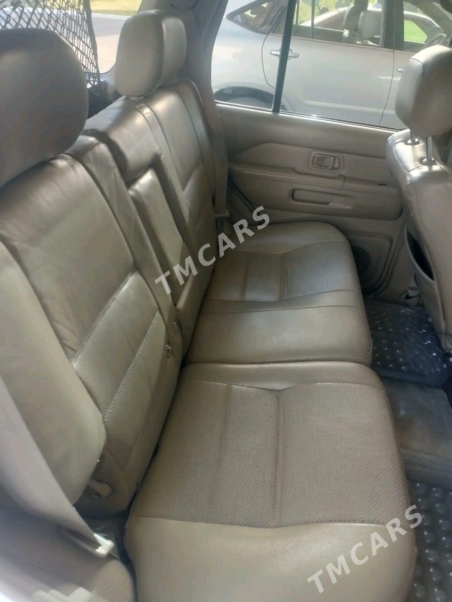 Nissan Pathfinder 2002 - 135 000 TMT - Mary - img 2