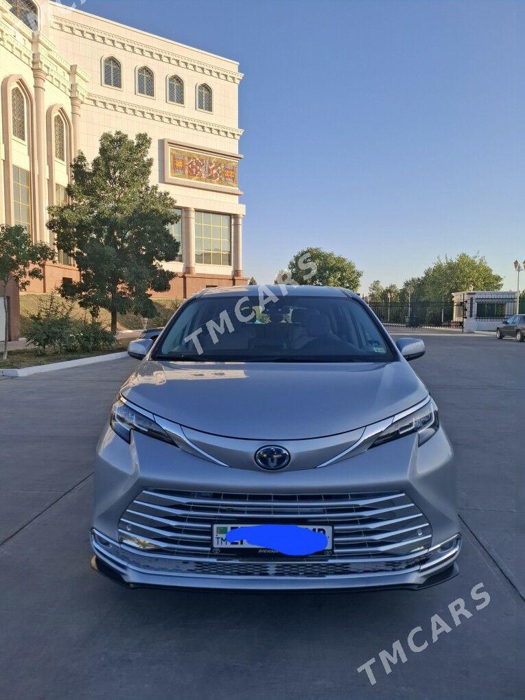 Toyota Sienna 2021 - 470 000 TMT - Мары - img 2