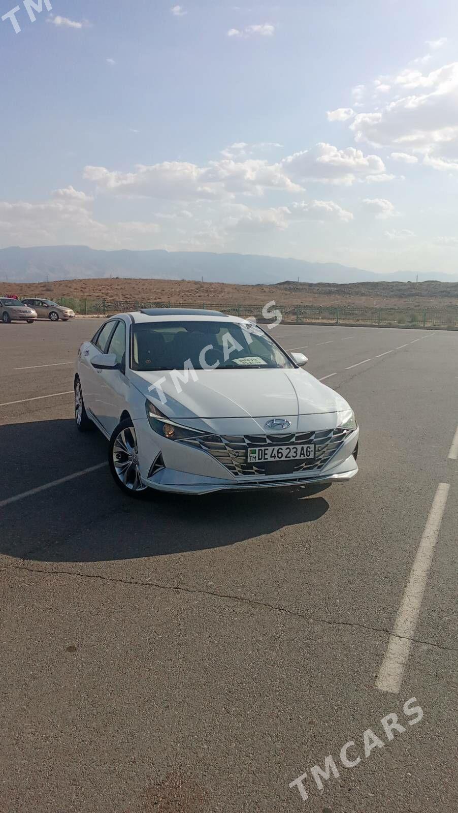 Hyundai Elantra 2020 - 252 000 TMT - Ашхабад - img 9