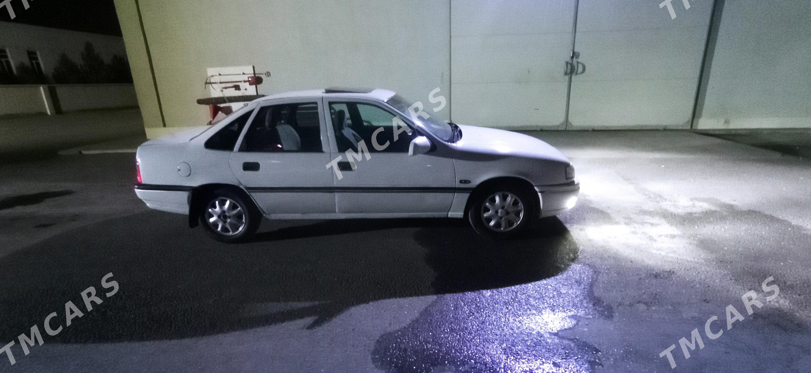 Opel Vectra 1991 - 34 000 TMT - Bäherden - img 5