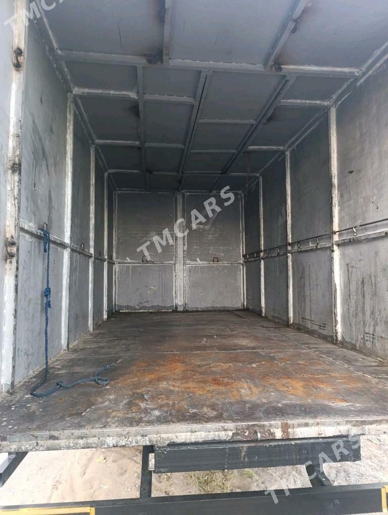 Mitsubishi Fuso 1990 - 149 000 TMT - Garadamak - img 4