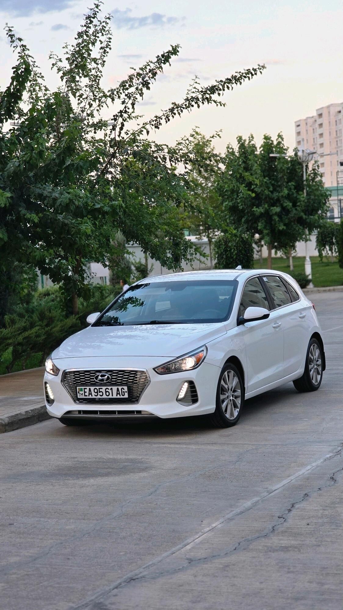 Hyundai Elantra 2018 - 215 000 TMT - Ашхабад - img 3