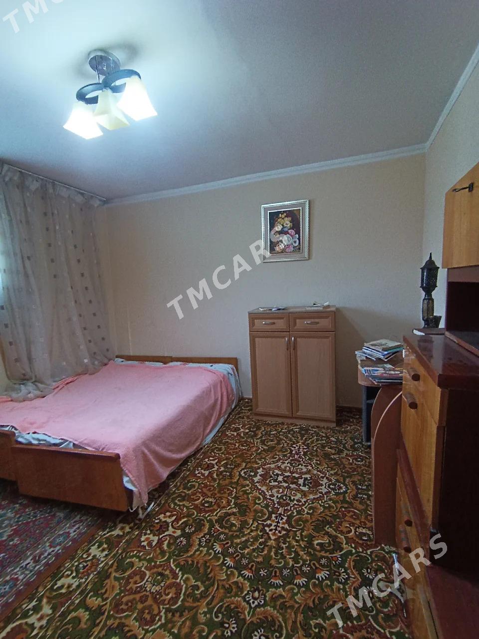 СРОЧНО 2 МКР 2 КОМНАТЫ 3 ЭТ - 2 mkr - img 6