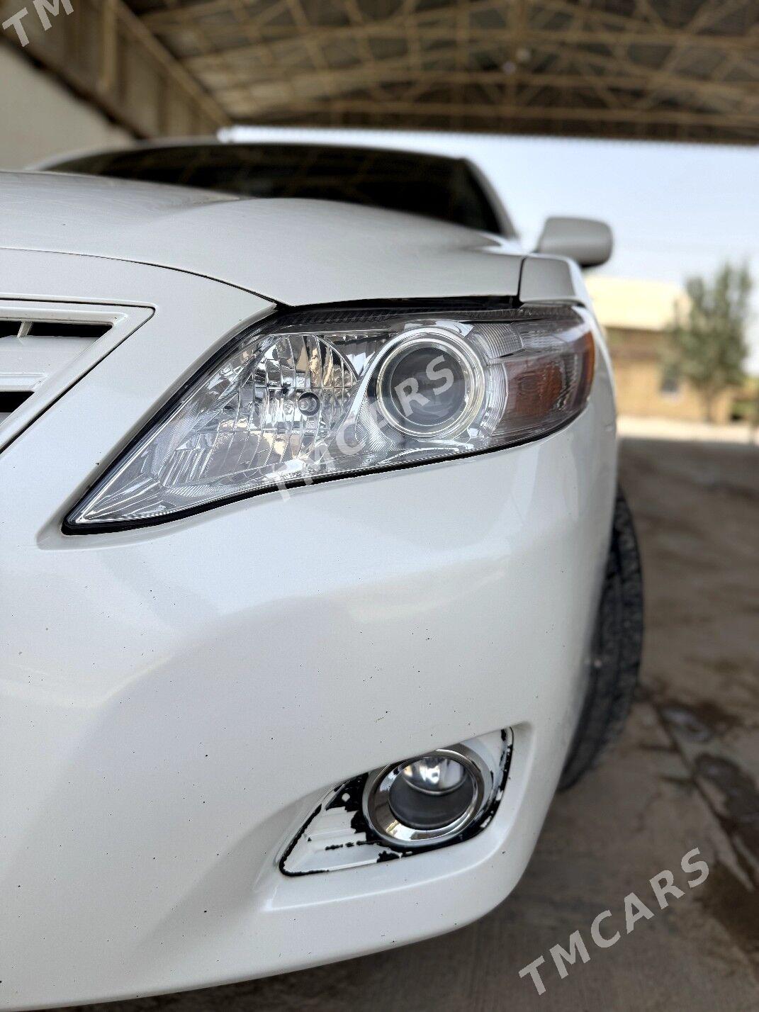 Toyota Camry 2010 - 150 000 TMT - Kerki - img 3