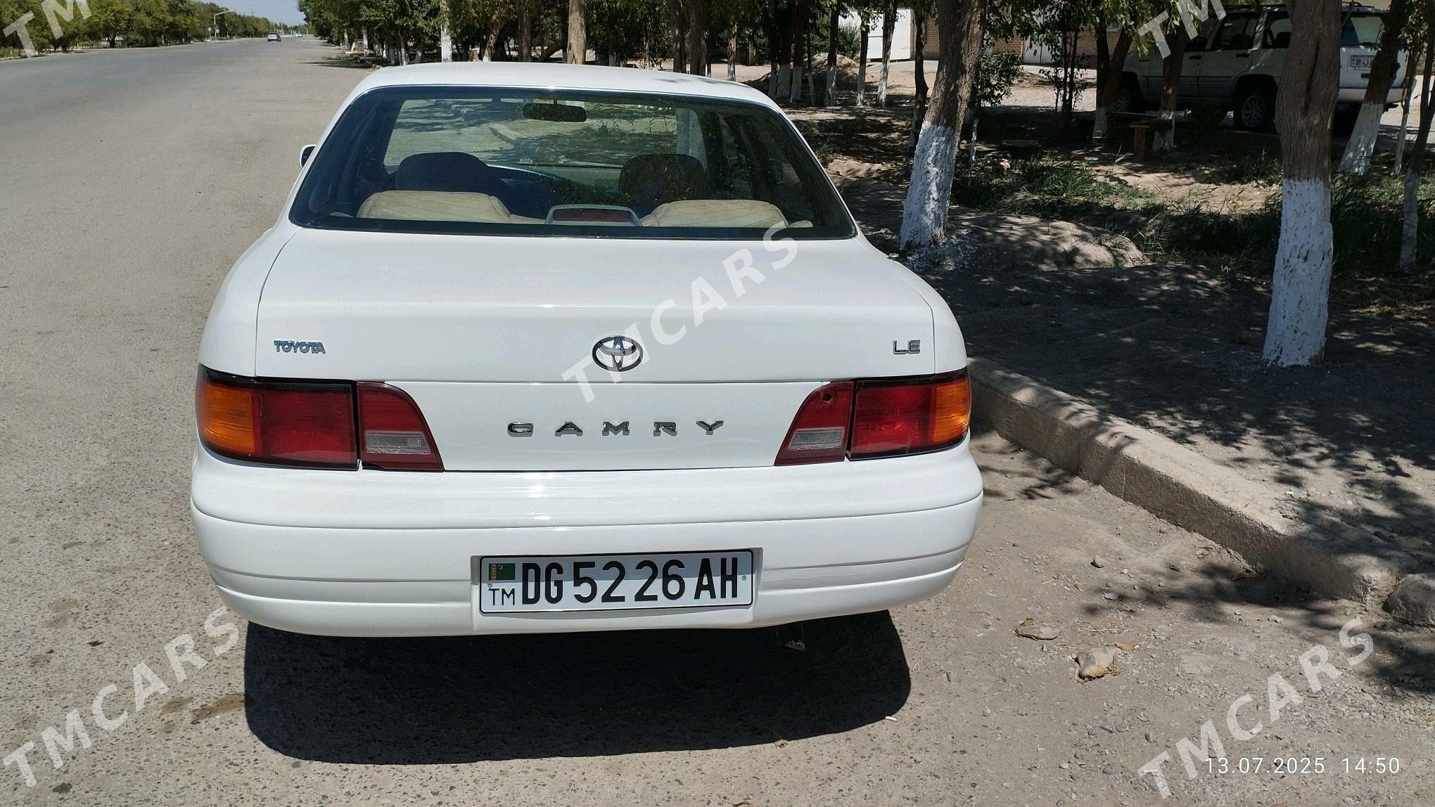 Toyota Camry 1996 - 75 000 TMT - Теджен - img 4