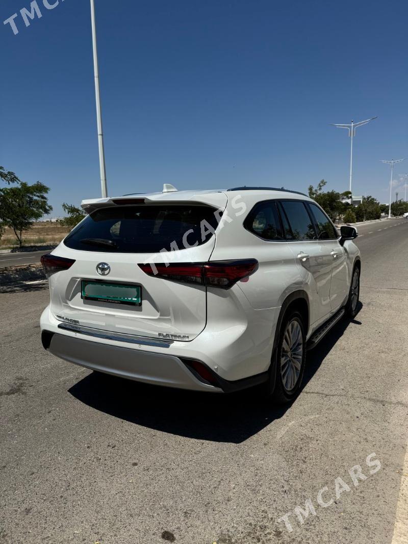 Toyota Highlander 2022 - 800 000 TMT - Büzmeýin - img 5