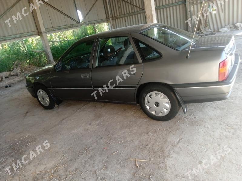 Opel Vectra 1989 - 40 000 TMT - Mary - img 8