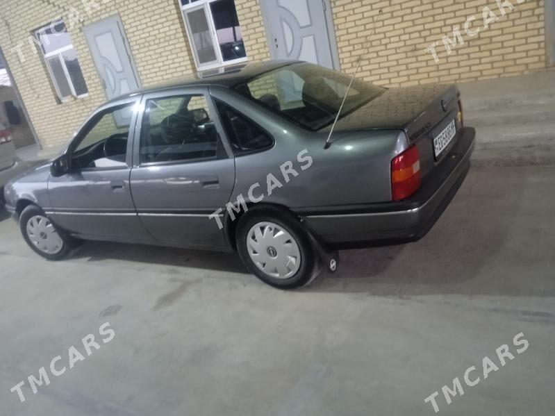 Opel Vectra 1989 - 40 000 TMT - Mary - img 9