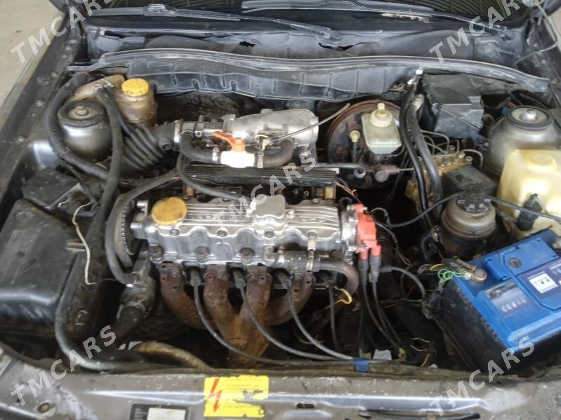 Opel Vectra 1989 - 40 000 TMT - Mary - img 7