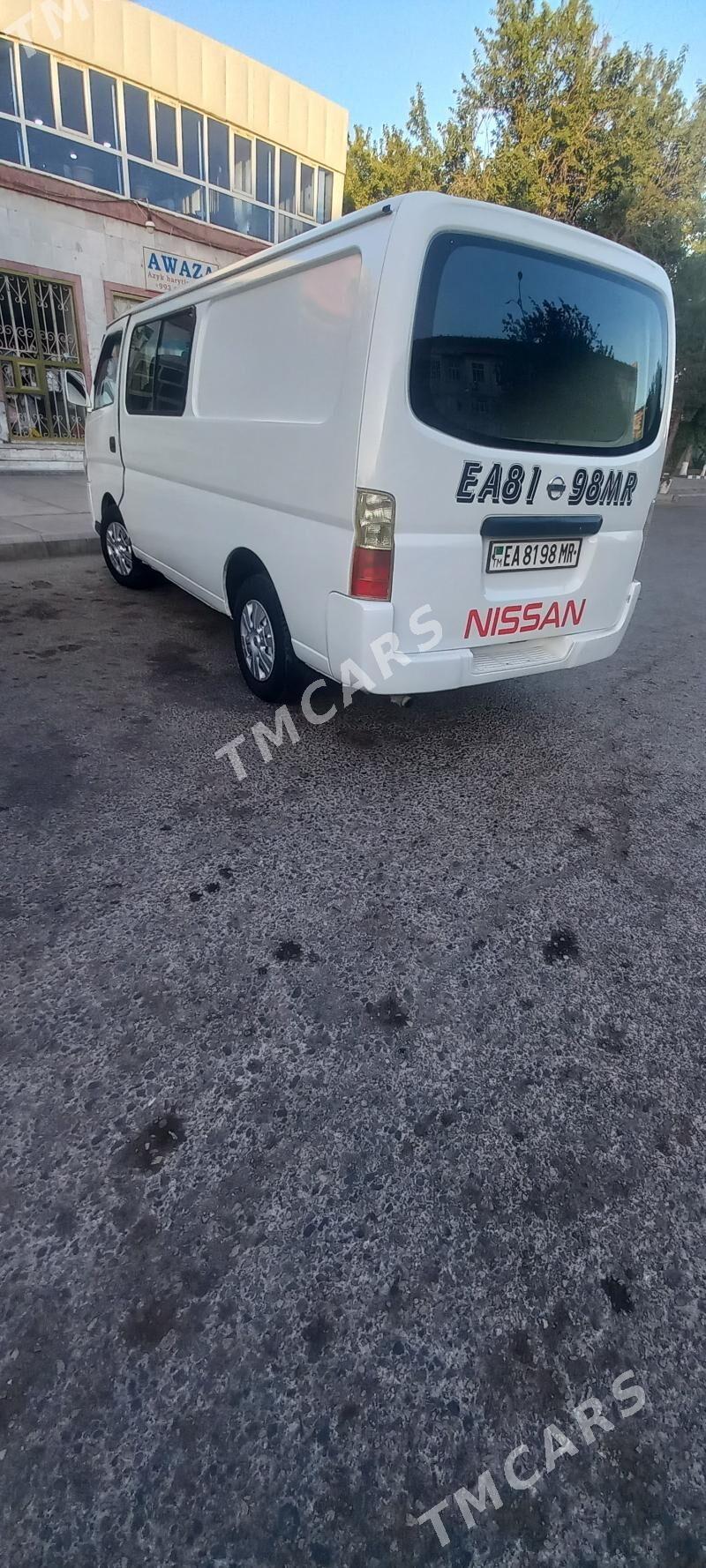 Nissan Urvan 2008 - 170 000 TMT - Мары - img 4