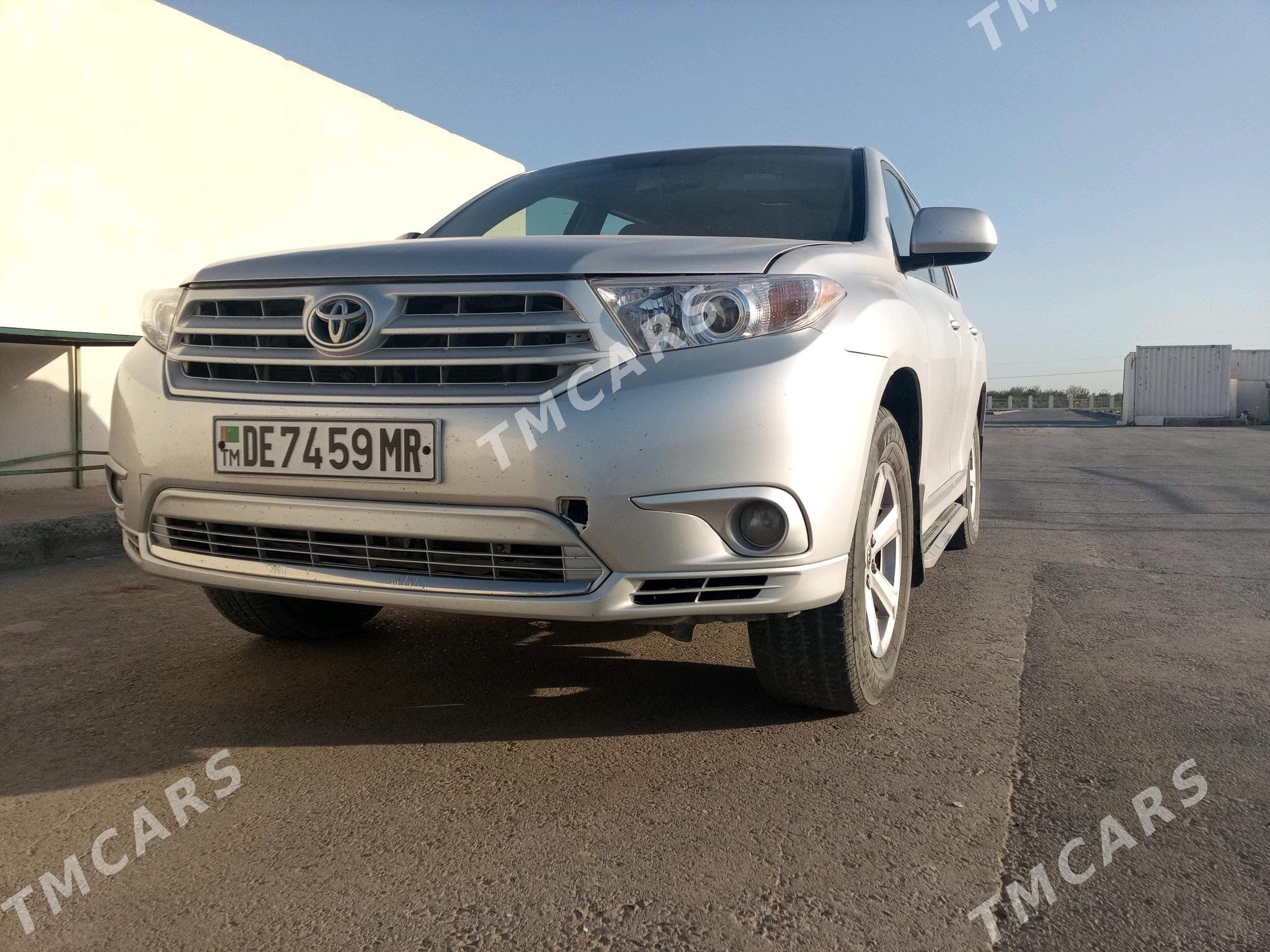 Toyota Highlander 2012 - 290 000 TMT - Kerki - img 5