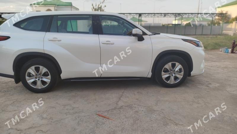 Toyota Highlander 2021 - 550 000 TMT - Täze zaman - img 9