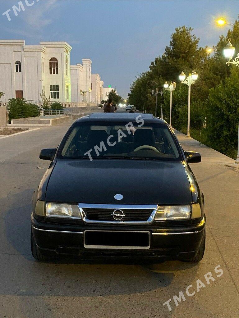 Opel Vectra 1991 - 18 000 TMT - Чарджоу - img 4