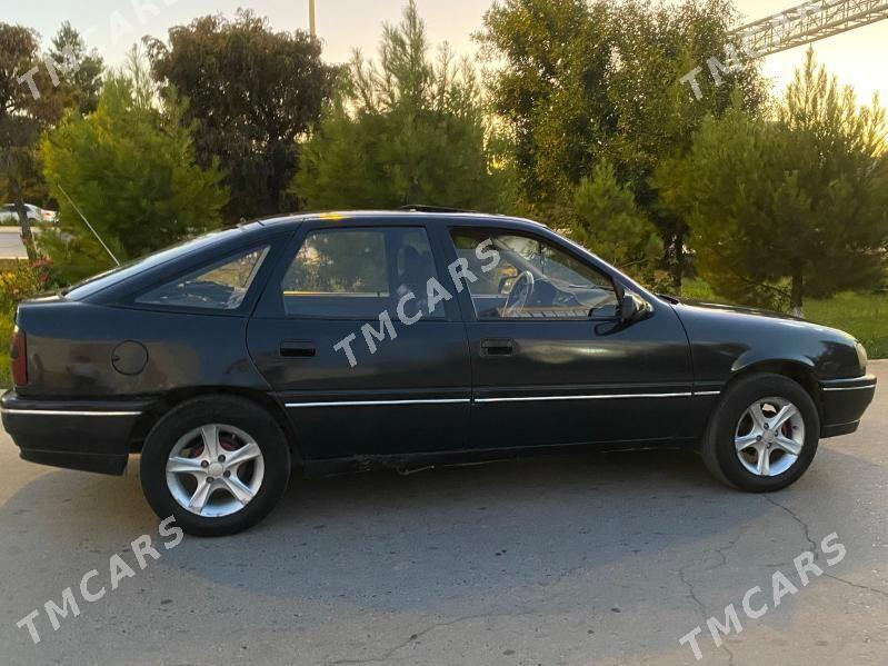 Opel Vectra 1991 - 18 000 TMT - Чарджоу - img 5