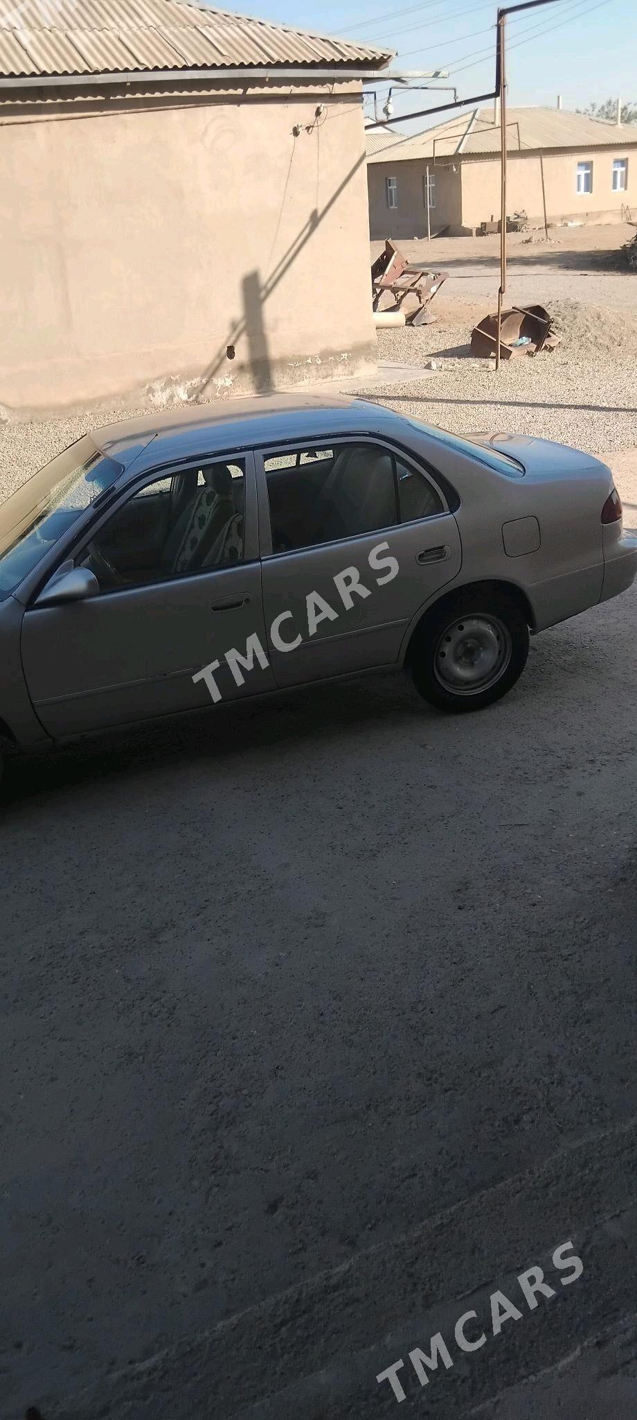 Toyota Corolla 2000 - 72 000 TMT - Теджен - img 3