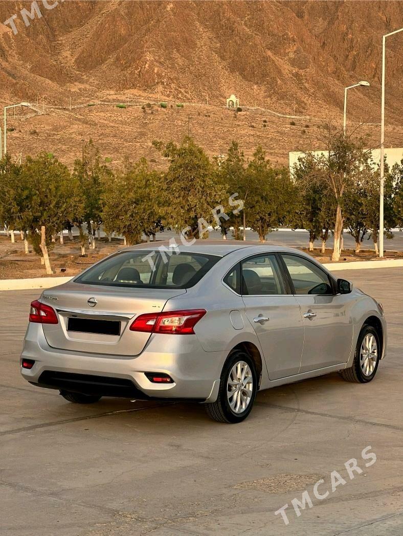 Nissan Sentra 2018 - 165 000 TMT - Балканабат - img 6