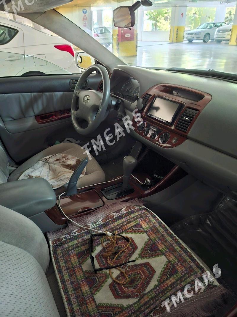 Toyota Camry 2004 - 125 000 TMT - Халач - img 2