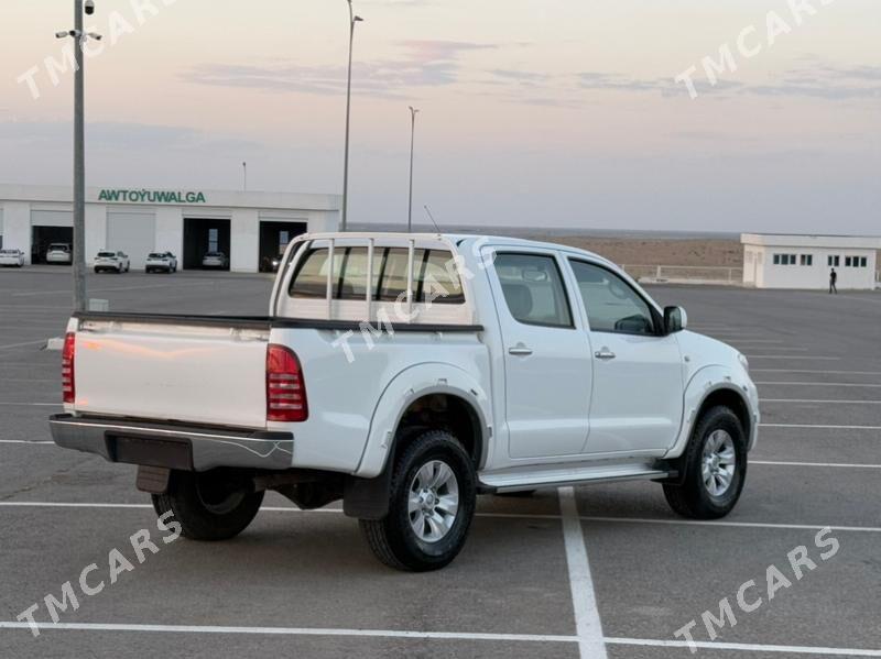 Toyota Hilux 2009 - 236 000 TMT - Aşgabat - img 5