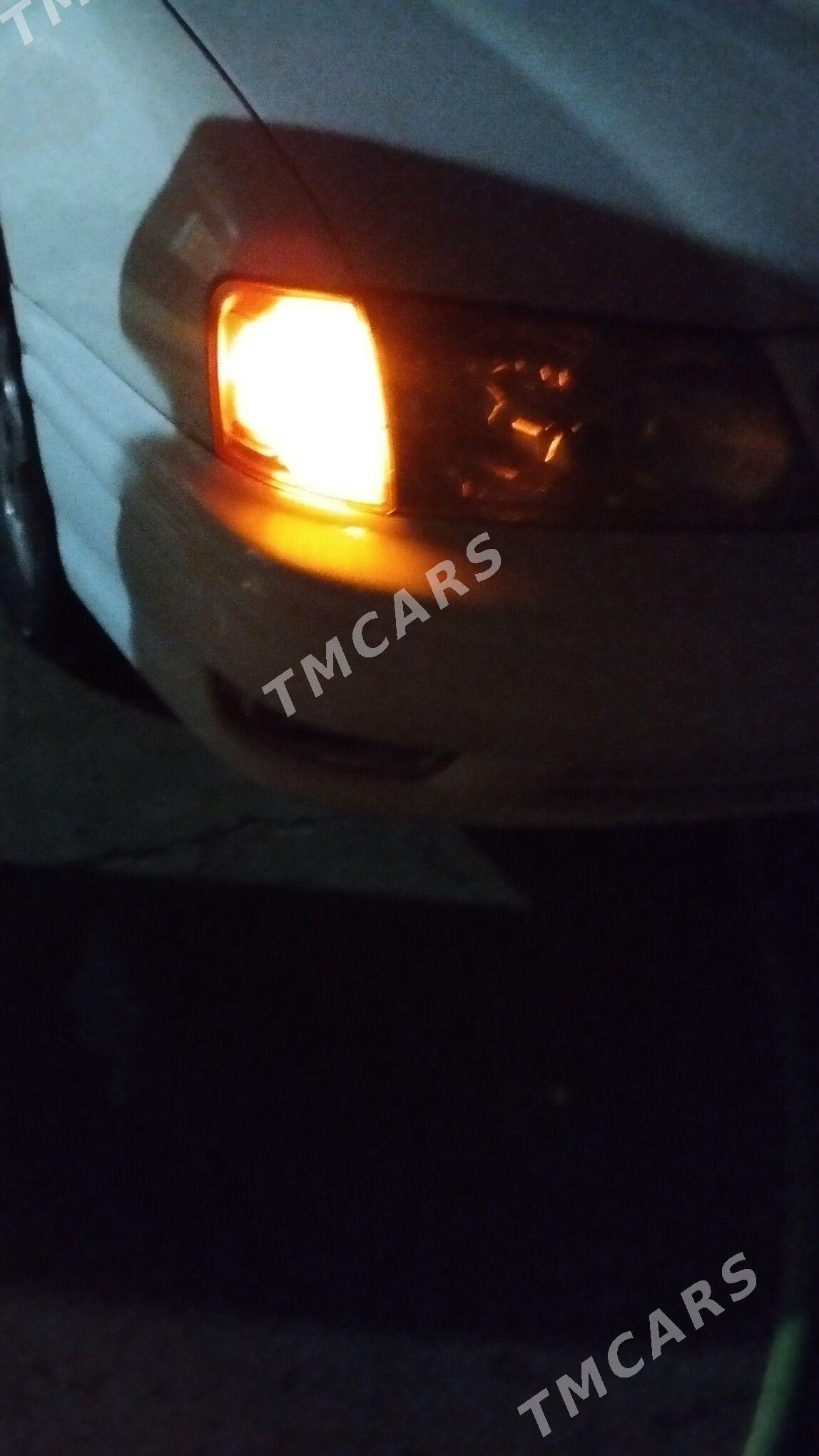 Toyota Avalon 1997 - 110 000 TMT - Кака - img 5