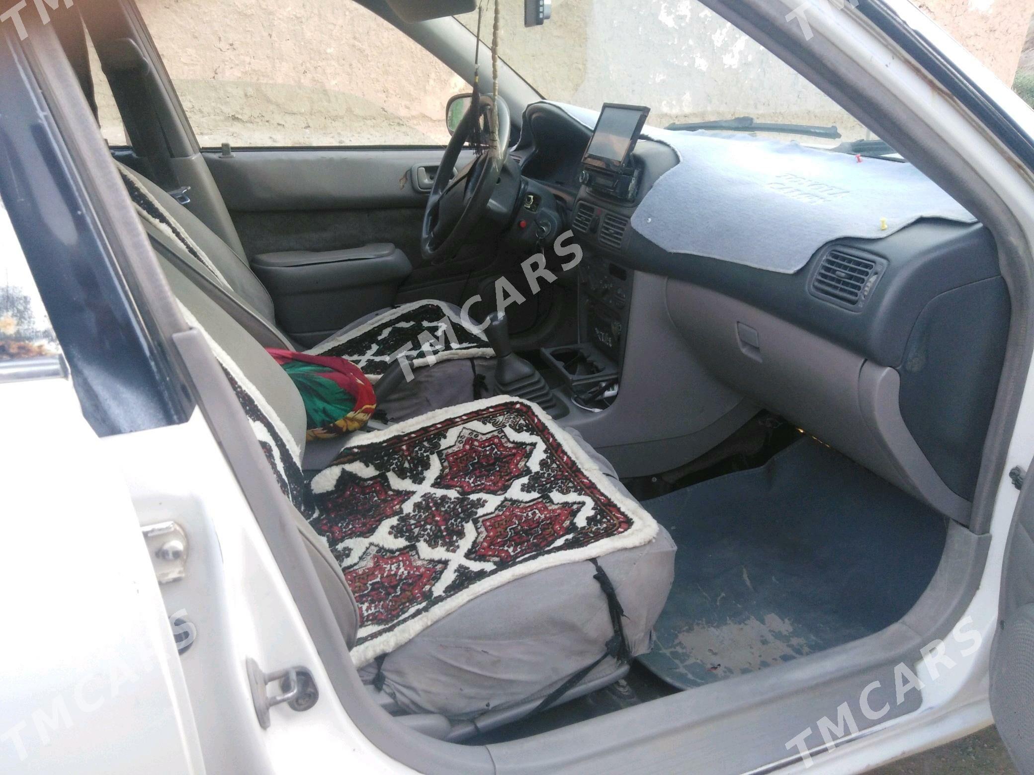 Toyota Corolla 1998 - 30 000 TMT - Magtymguly - img 3