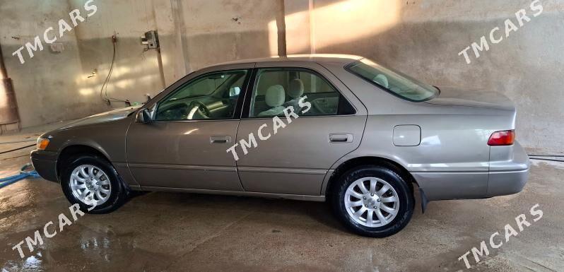 Toyota Camry 1999 - 130 000 TMT - Köneürgenç - img 3