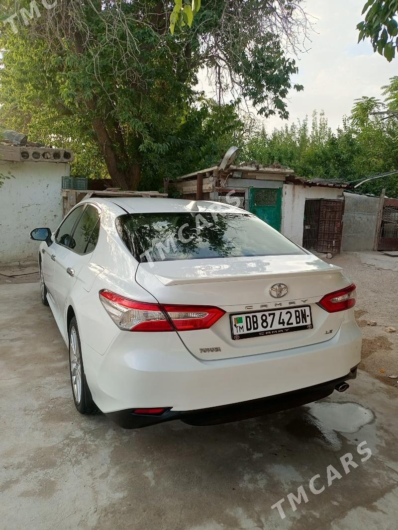 Toyota Camry 2019 - 265 000 TMT - Балканабат - img 3