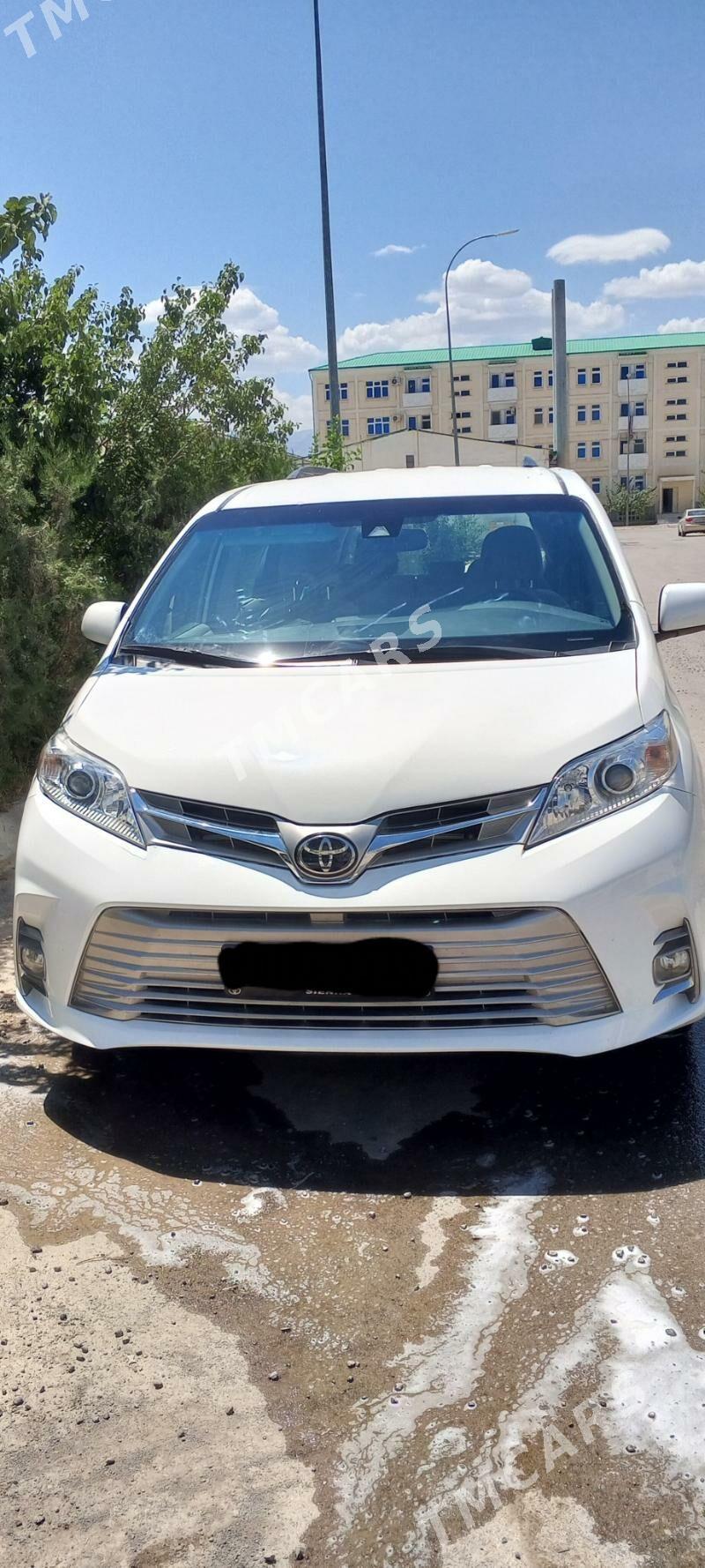 Toyota Sienna 2019 - 310 000 TMT - Büzmeýin GRES - img 2