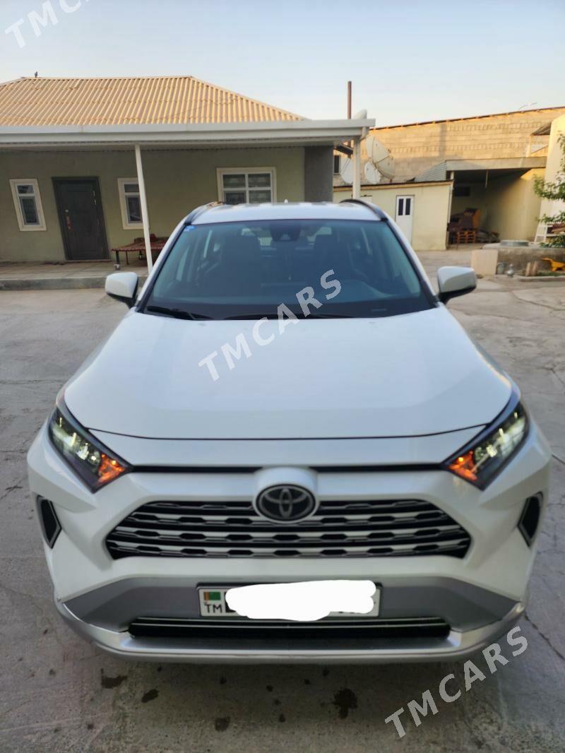 Toyota RAV4 2021 - 375 000 TMT - Aşgabat - img 2