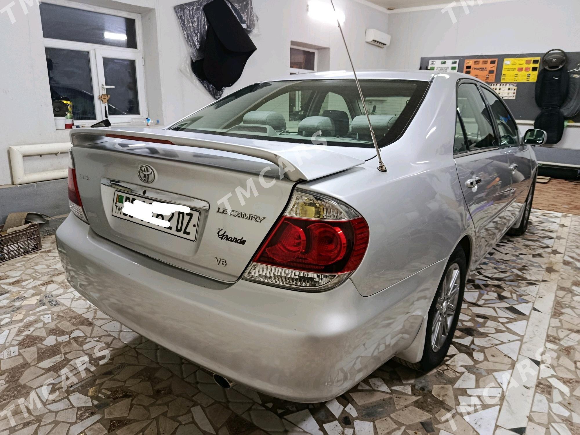 Toyota Camry 2005 - 180 000 TMT - Köneürgenç - img 3