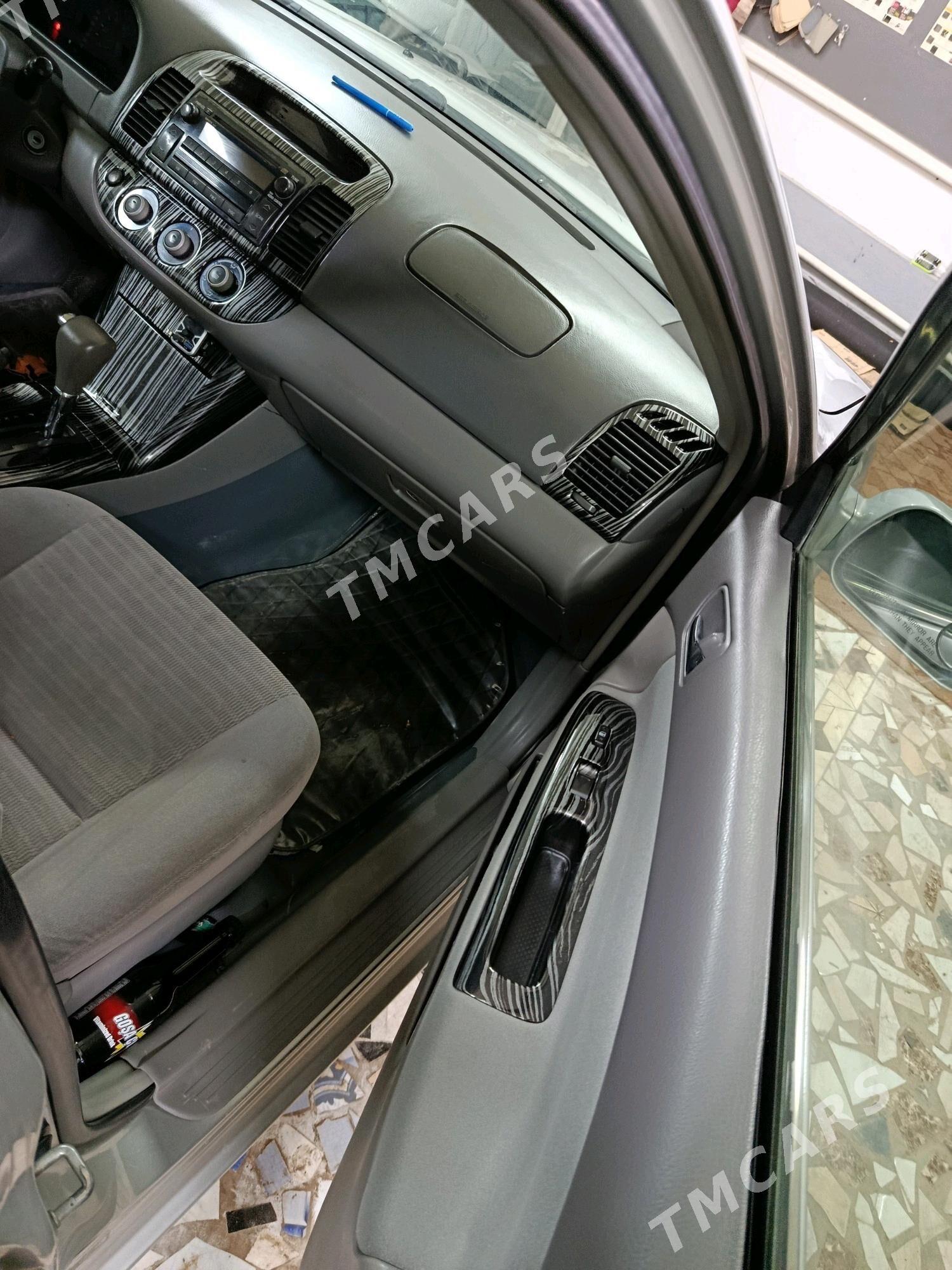 Toyota Camry 2005 - 180 000 TMT - Köneürgenç - img 6