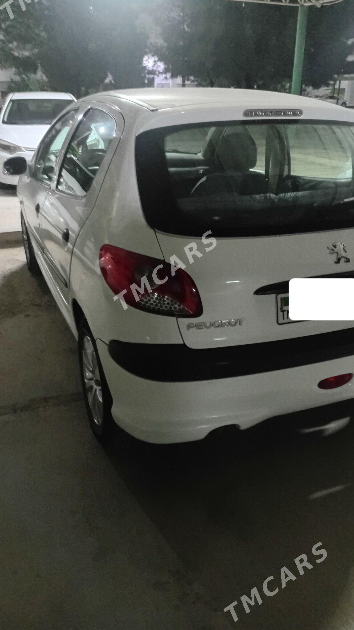 Peugeot 206 2009 - 84 000 TMT - Кëши - img 3