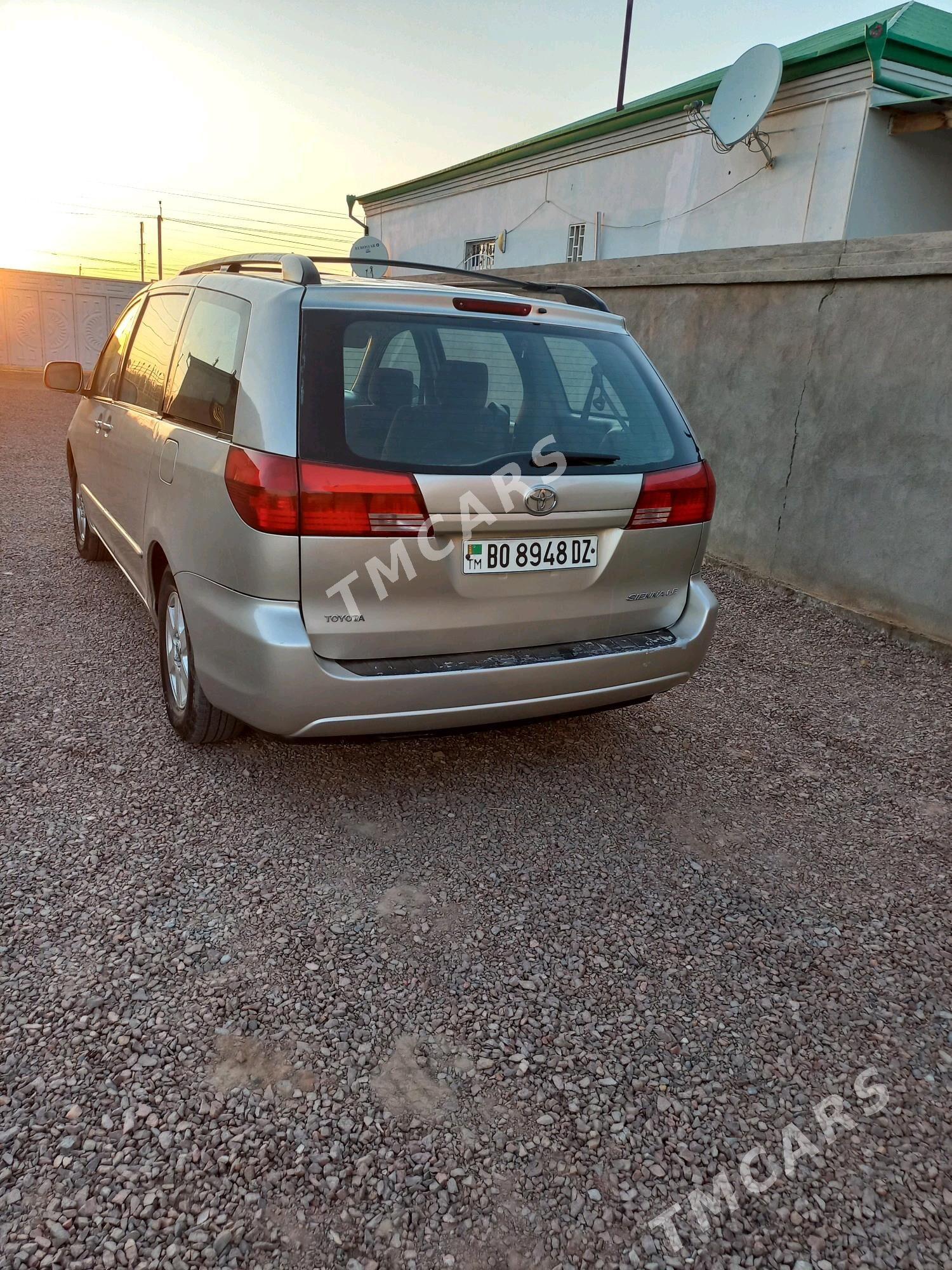 Toyota Sienna 2005 - 160 000 TMT - Daşoguz - img 5