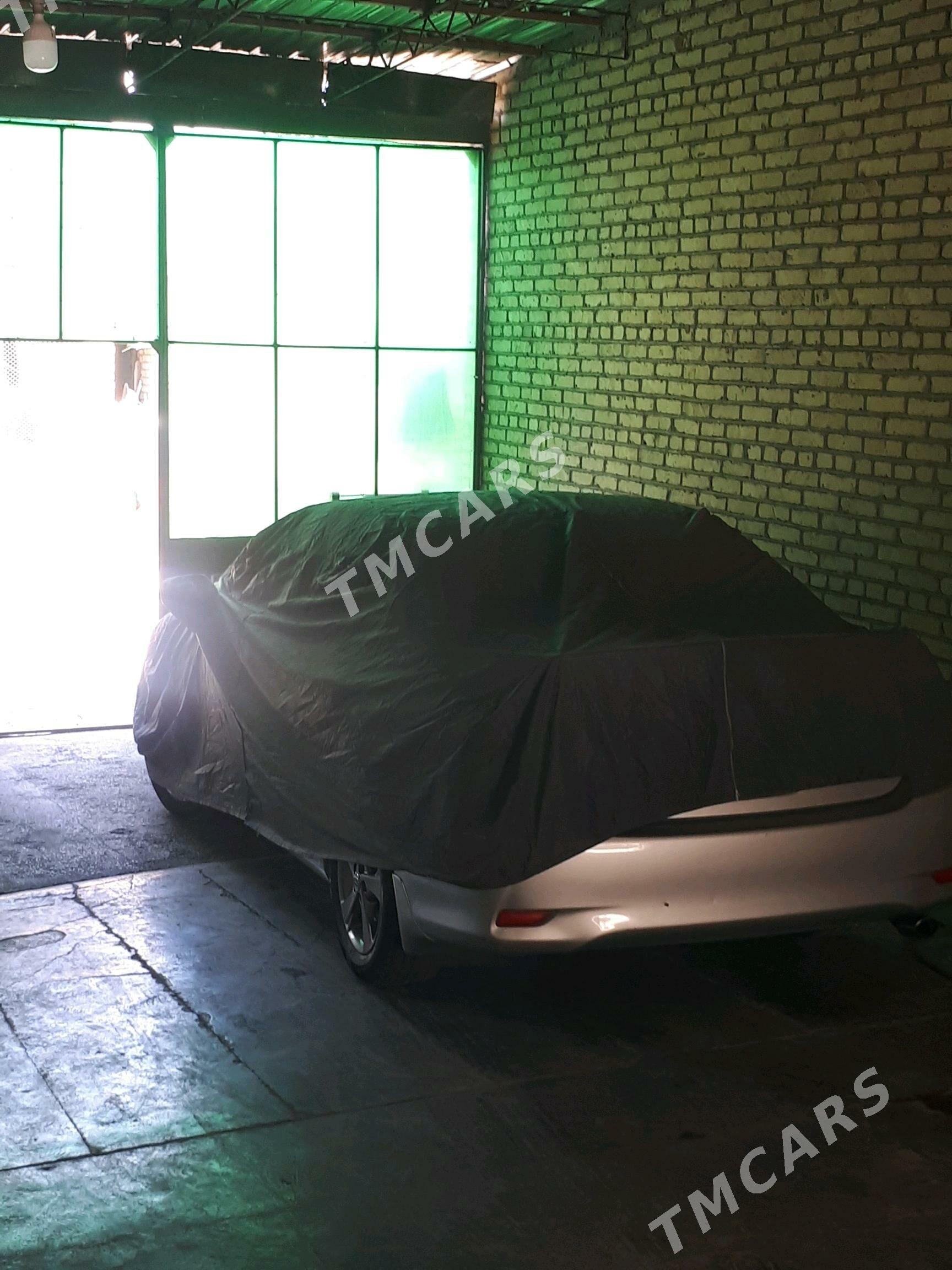Toyota Corolla 2012 - 200 000 TMT - Türkmenabat - img 2