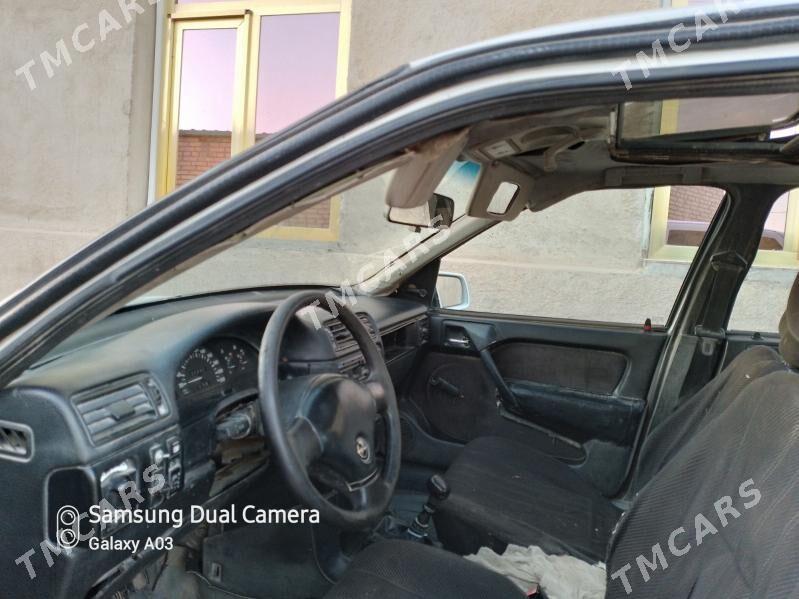Opel Vectra 1992 - 20 000 TMT - Mary - img 10