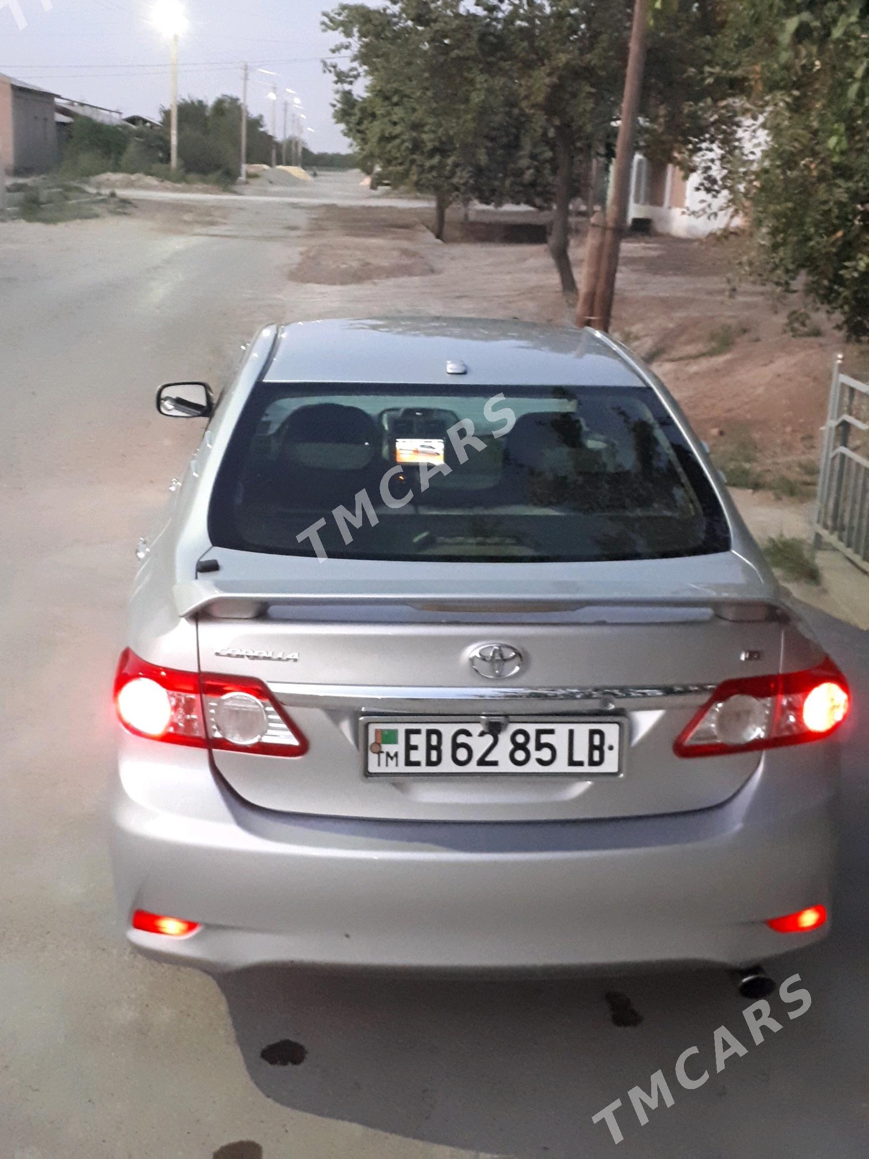 Toyota Corolla 2012 - 200 000 TMT - Türkmenabat - img 7