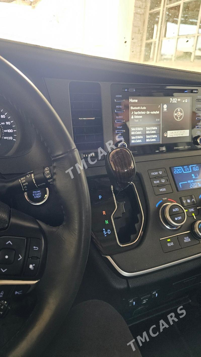 Toyota Sienna 2020 - 470 000 TMT - Мары - img 4