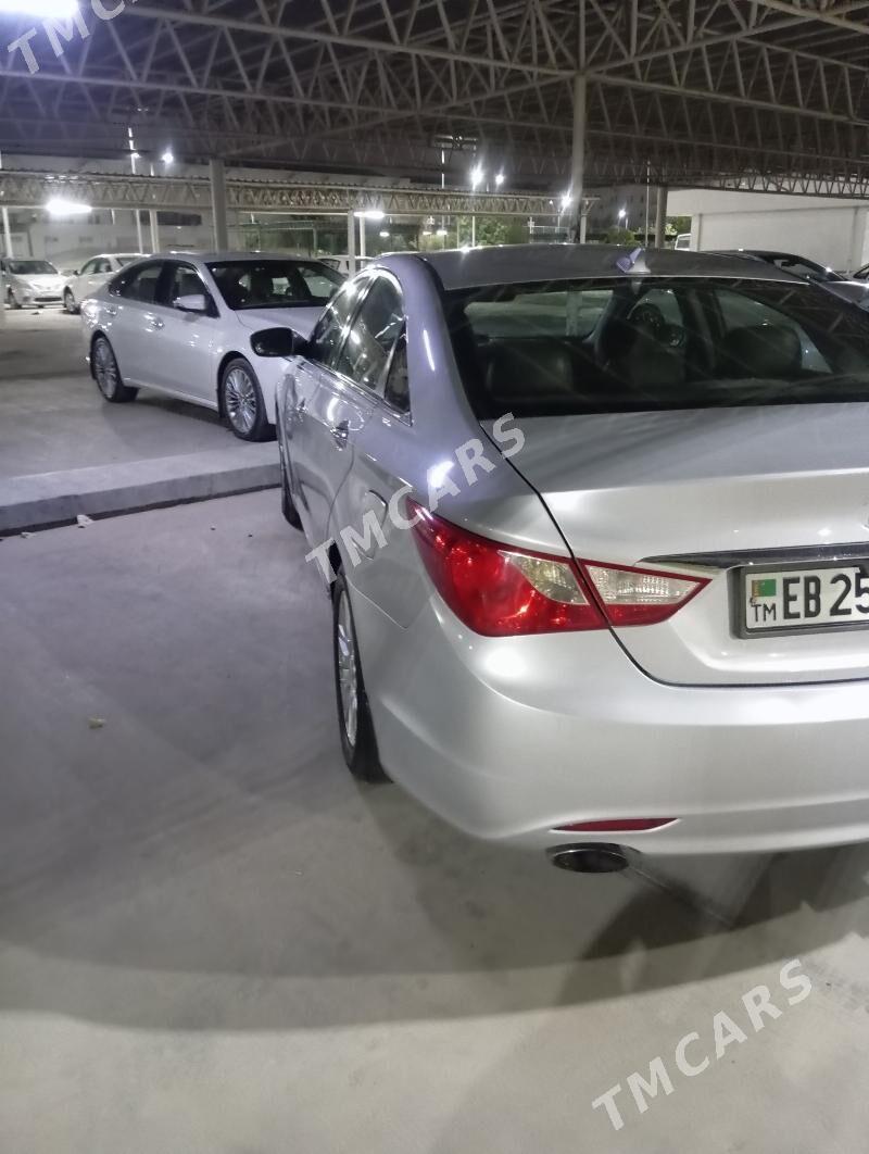 Hyundai Sonata 2010 - 135 000 TMT - Ашхабад - img 9