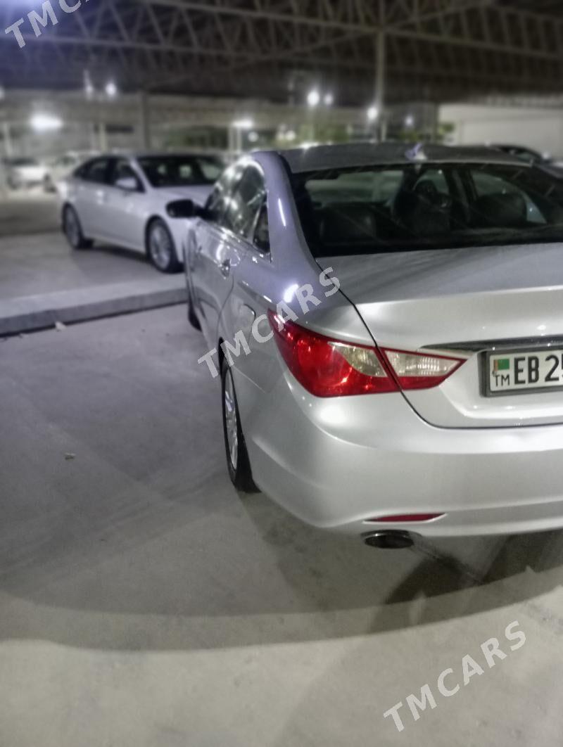Hyundai Sonata 2010 - 135 000 TMT - Ашхабад - img 2