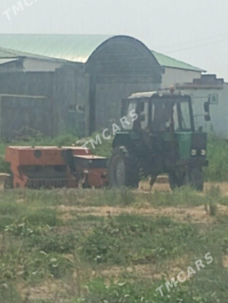 MTZ 82 2005 - 110 000 TMT - Гурбансолтан Едже - img 2