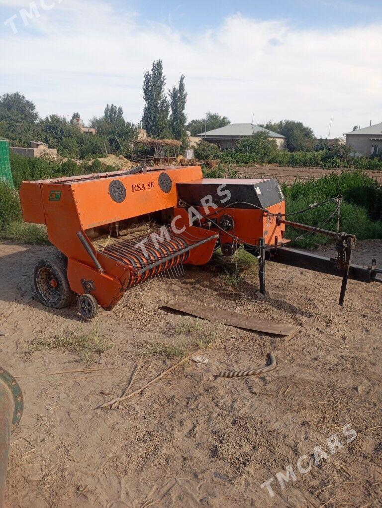 MTZ 82 2005 - 110 000 TMT - Гурбансолтан Едже - img 6