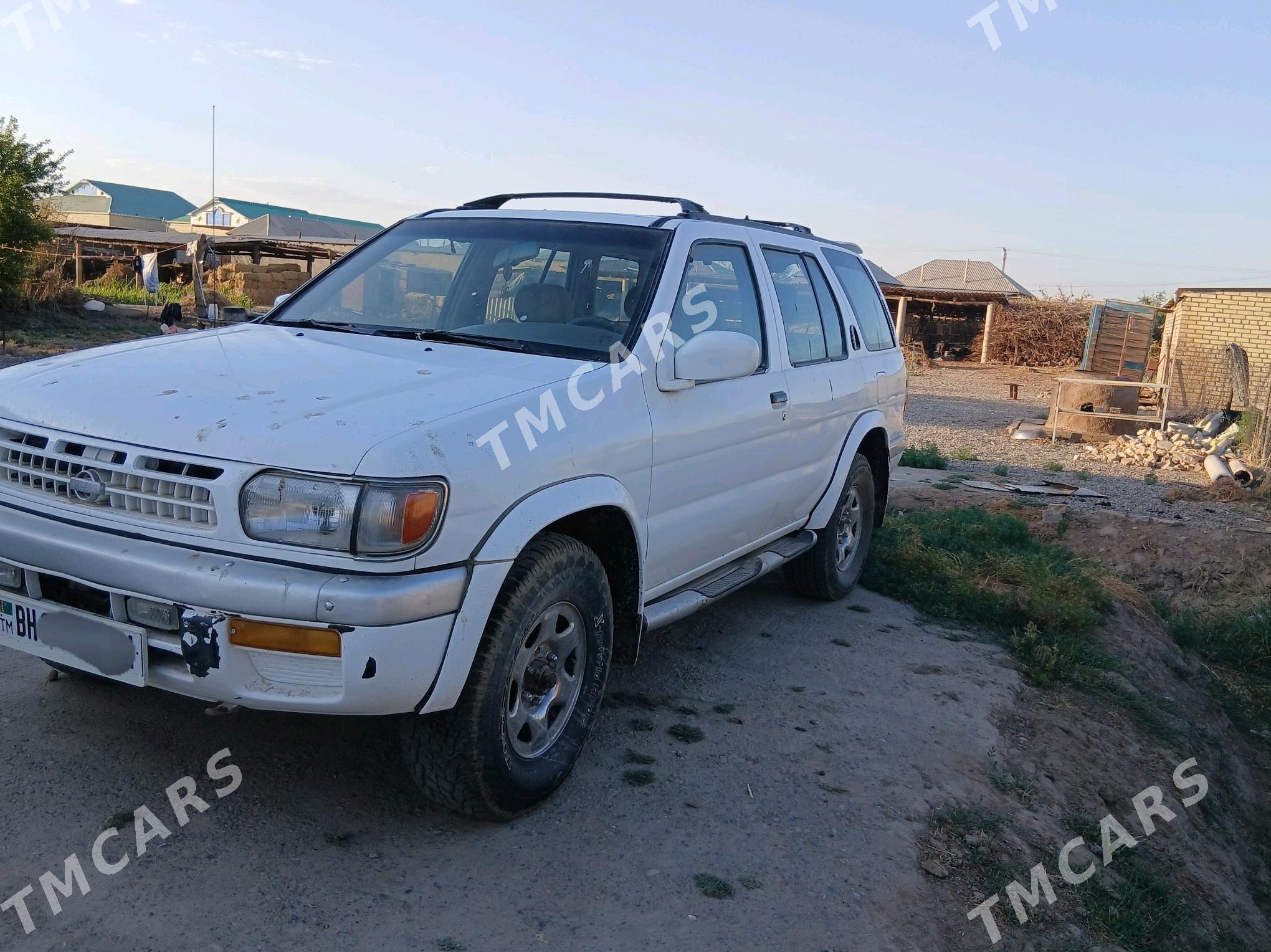 Nissan Pathfinder 1997 - 50 000 TMT - Теджен - img 4