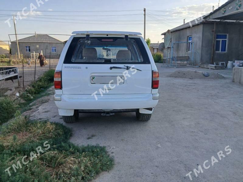 Nissan Pathfinder 1997 - 50 000 TMT - Теджен - img 5