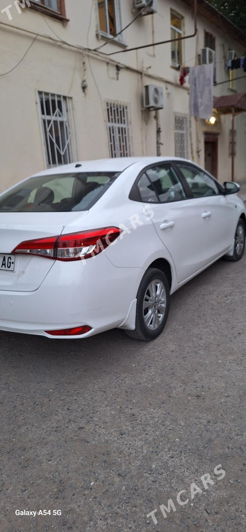 Toyota Yaris 2020 - 195 000 TMT - Aşgabat - img 2