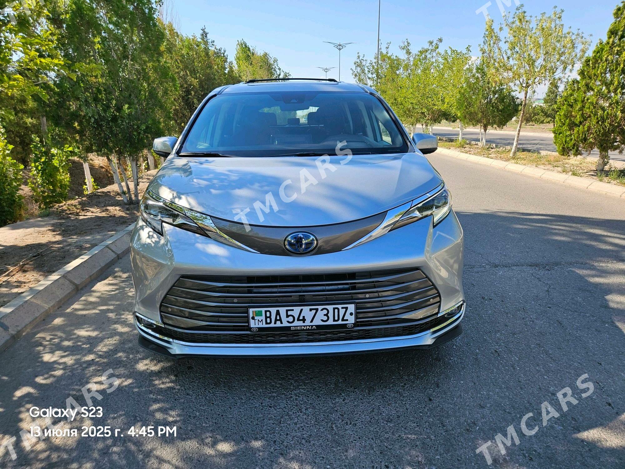 Toyota Sienna 2022 - 660 000 TMT - Daşoguz - img 7