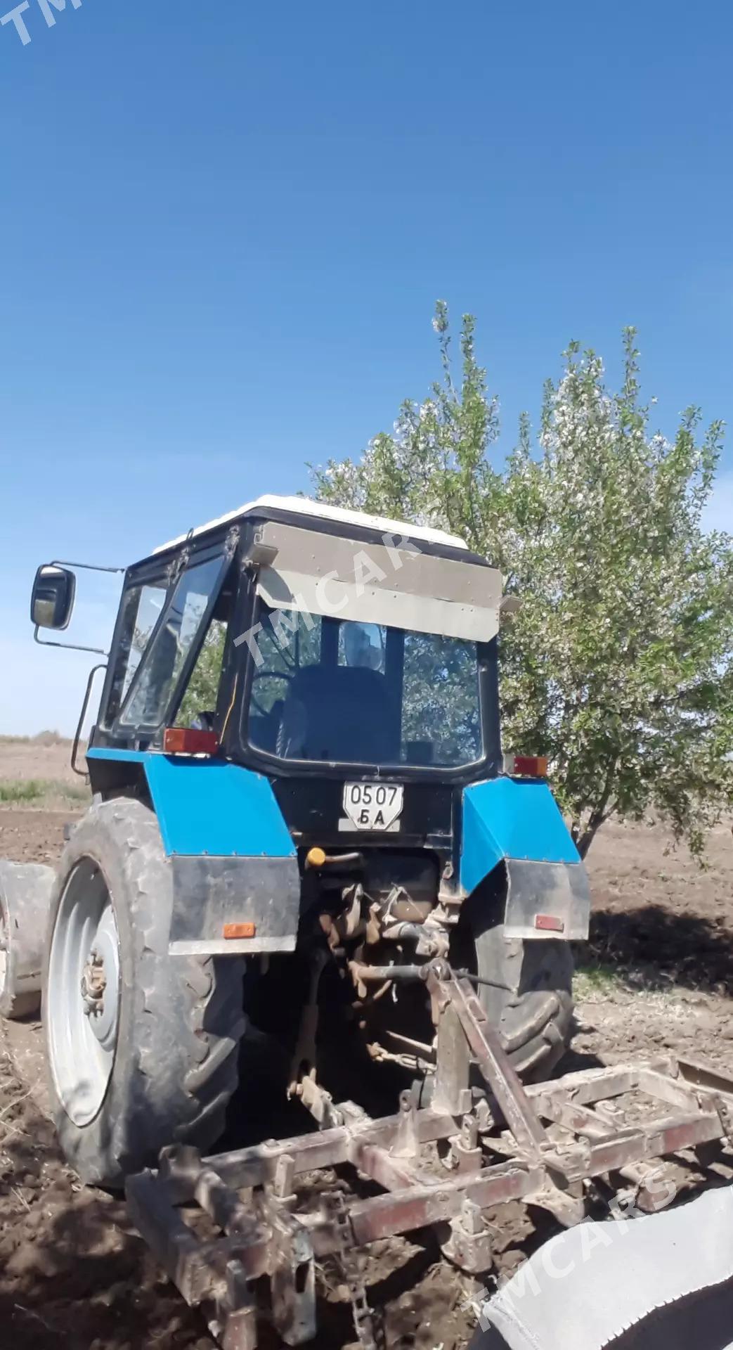 MTZ 80 2000 - 80 000 TMT - Гурбансолтан Едже - img 3
